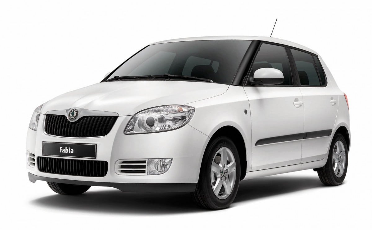 Co je potřeba k výměně reproduktorů ve Škoda Fabia 2?