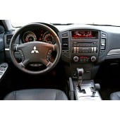 Rámeček autorádia Mitsubishi Pajero
