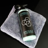 Keramický detailer s vysokým obsahem SiO2 Carbon Collective Speciale Ceramic Detailing Spray - V3 2.0 (1 l)