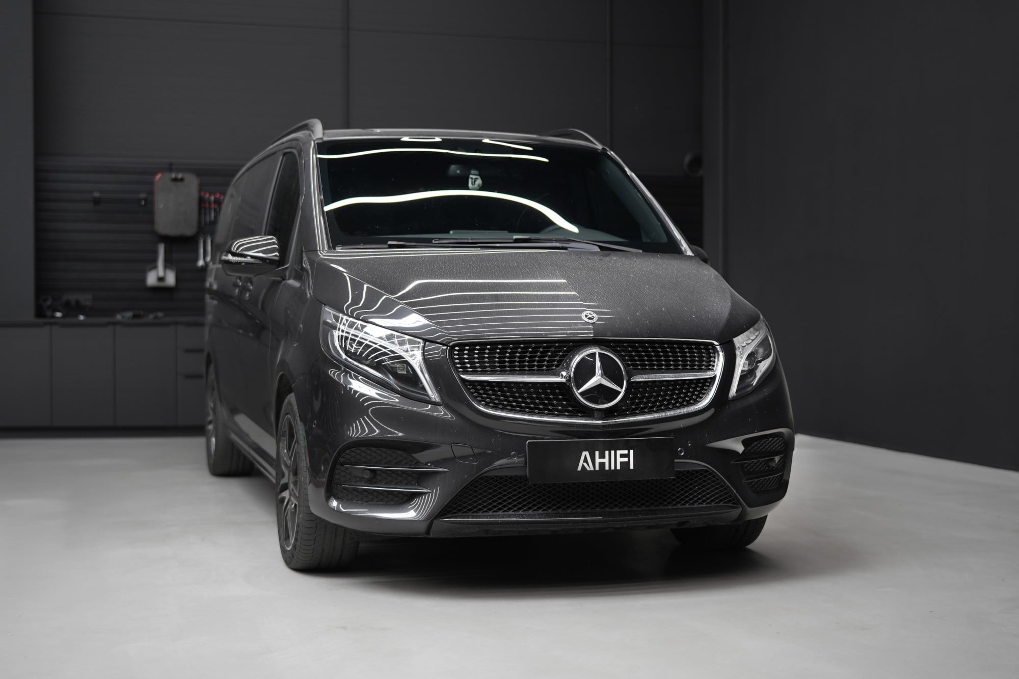 Mercedes-Benz V-Class