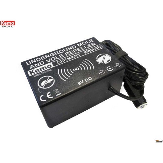 Ultrazvukový odpuzovač krtků a hrabošů Kemo M069N