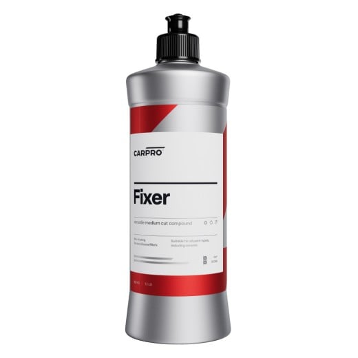 Střední lešticí pasta CarPro Fixer (500 ml)