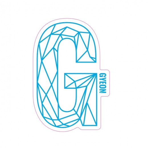 Samolepka Gyeon G Sticker Blue (100 mm x 65,6 mm)